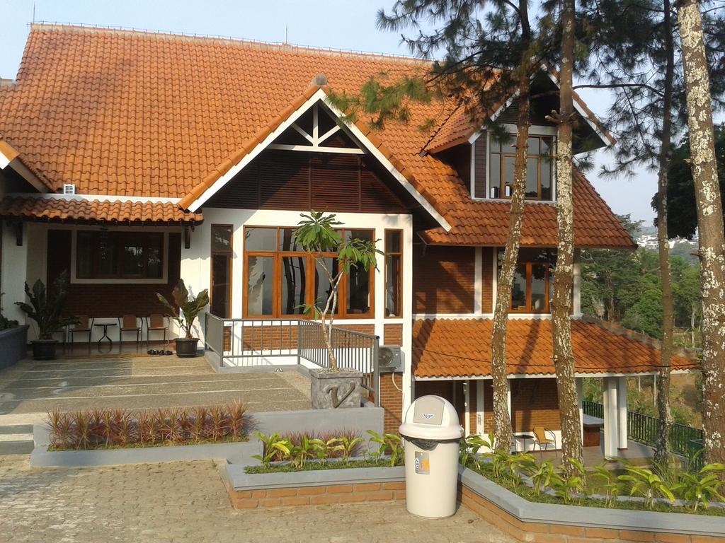 The Valley Resort Hotel Cimenyan Luaran gambar